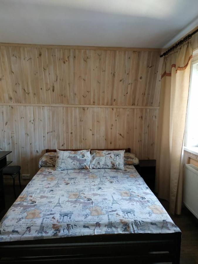 Hotel Restaurant Complex Boyarskiy Dvor Boyarka Εξωτερικό φωτογραφία