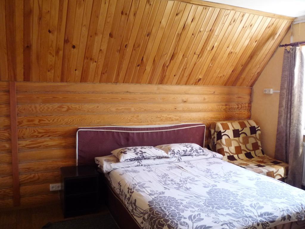 Hotel Restaurant Complex Boyarskiy Dvor Boyarka Εξωτερικό φωτογραφία